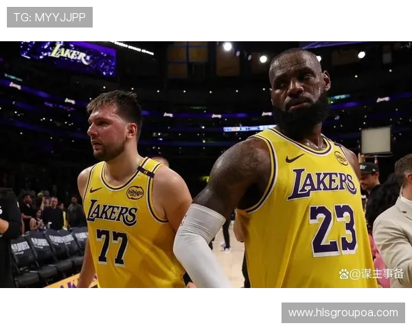 2009年季后赛火箭与湖人激战回顾巅峰对决的经典瞬间与球星表现分析