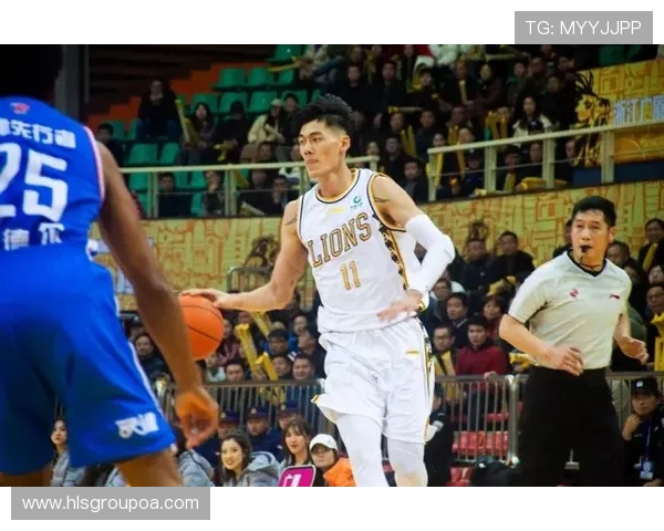 刘铮的成长之路：从篮球少年到职业球员的奋斗历程与心路历程